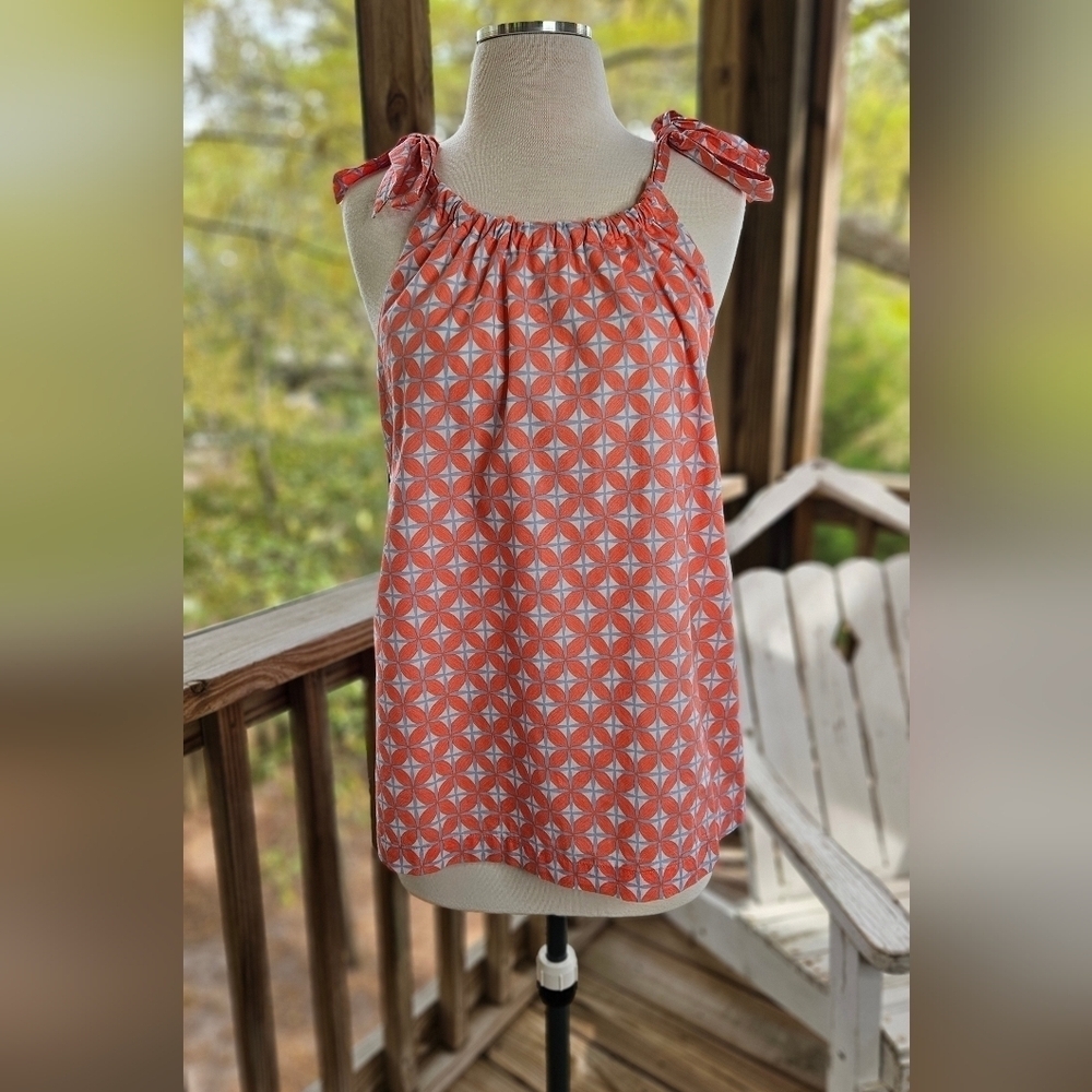 Southern Tide Kaylen Sun Daze Top - Picture 5 of 8